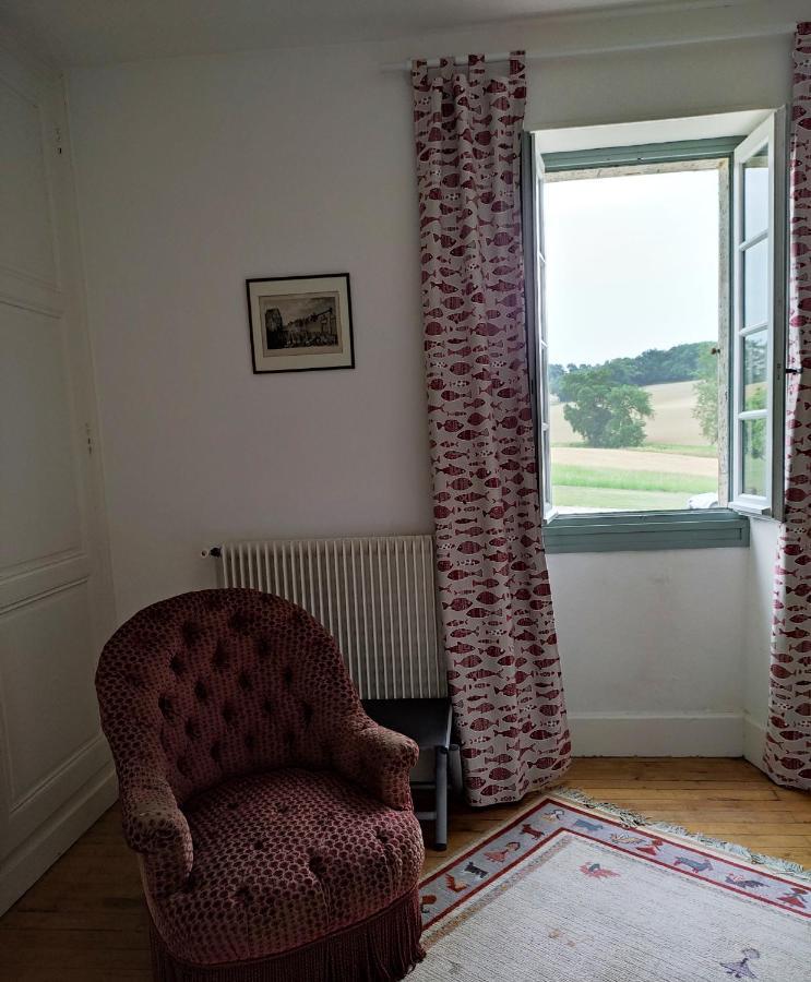 Bed and Breakfast Le Logis Du Pradet Moncrabeau Esterno foto